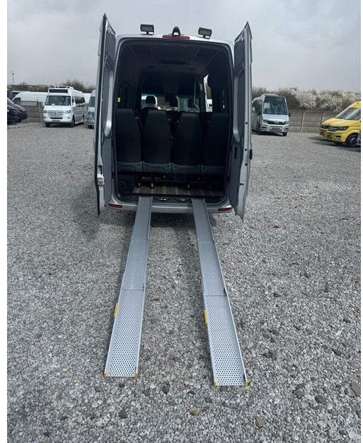 Minibus, Električni avtobus Mercedes-Benz eSprinter: slika 13