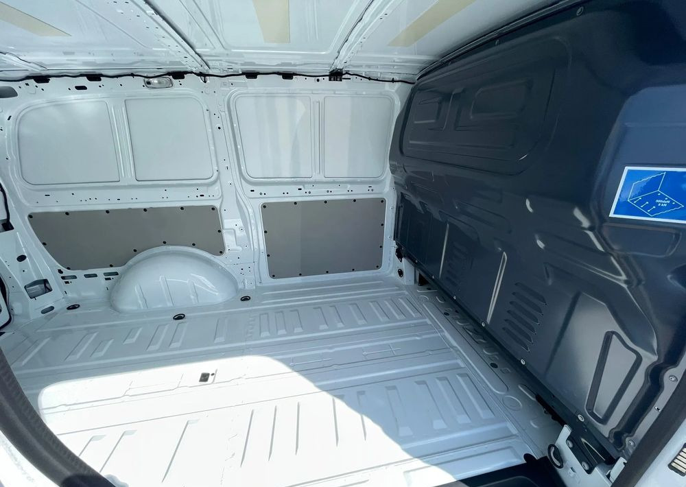 Nov Furgon, Električno dostavno vozilo Mercedes-Benz eVito: slika 9