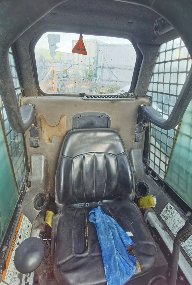 BOBCAT s160 - Mini nakladalec: slika 4 BOBCAT s160 - Mini nakladalec: slika 4