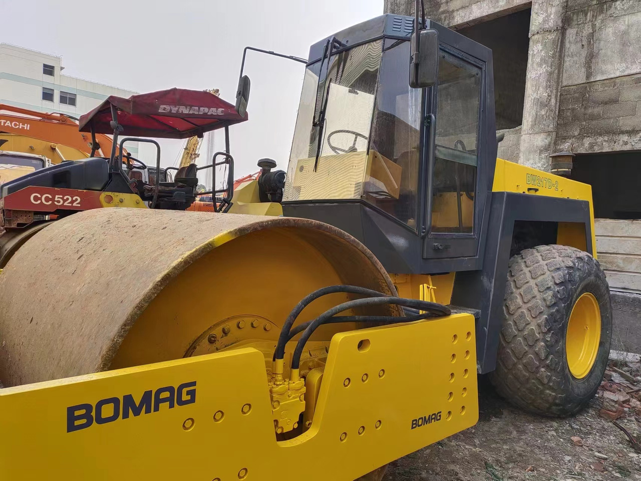 BOMAG BW217D - Kompaktor: slika 1 BOMAG BW217D - Kompaktor: slika 1