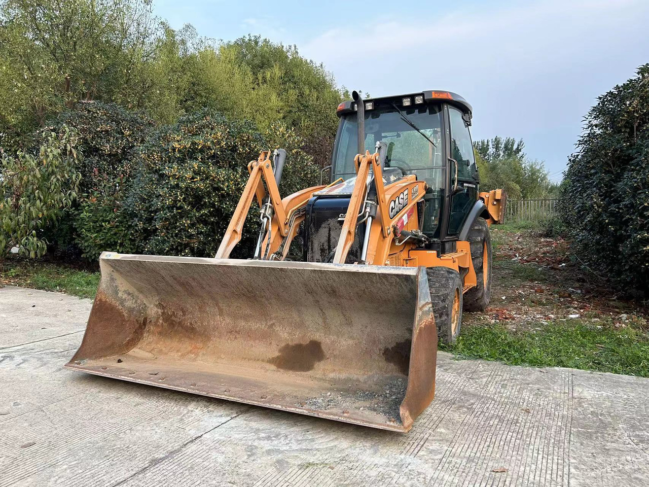 CASE 580 SUPPER N - Bager nakladalec: slika 2 CASE 580 SUPPER N - Bager nakladalec: slika 2