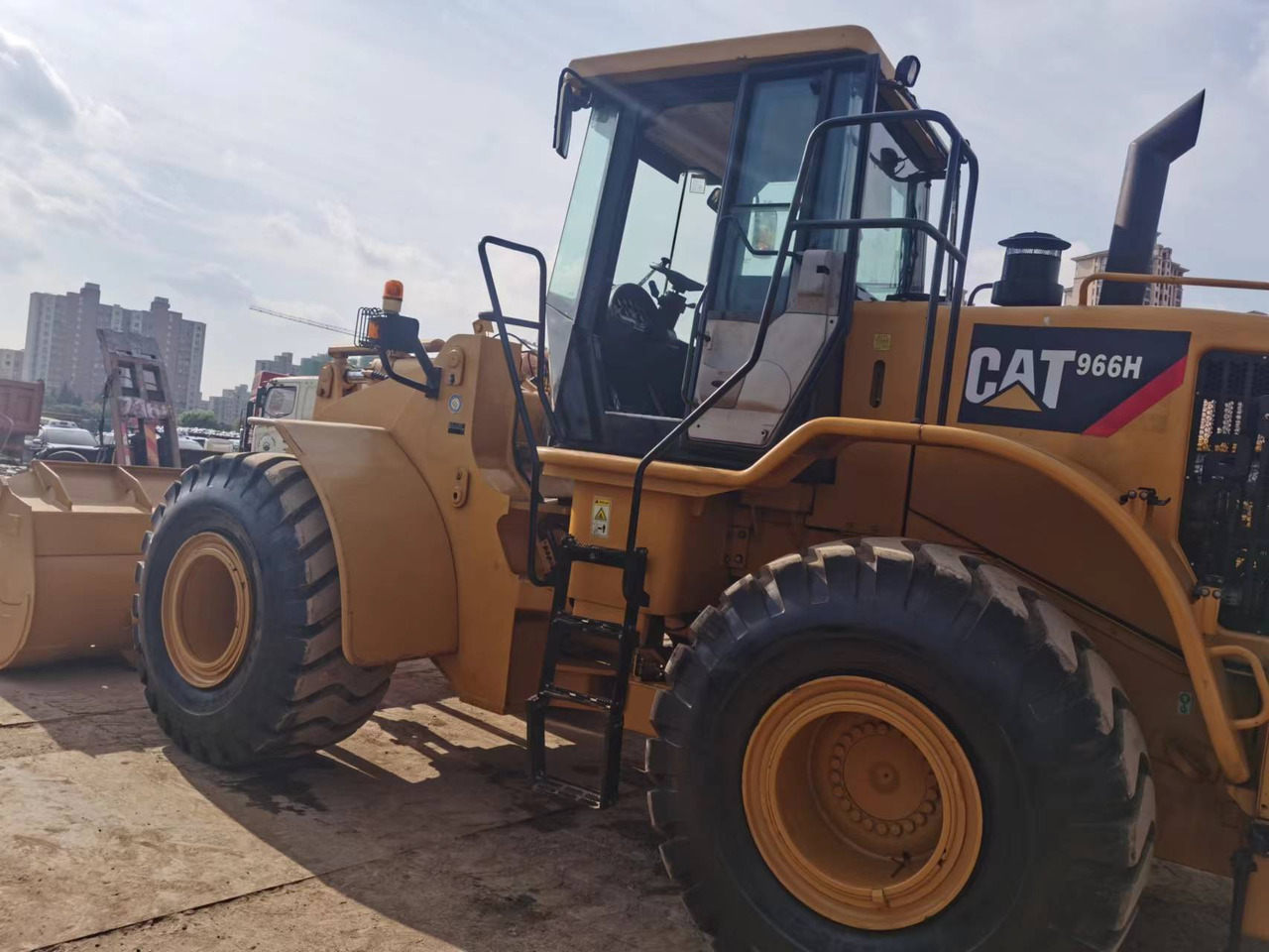 CAT 966H - Kolesni nakladalec: slika 3 CAT 966H - Kolesni nakladalec: slika 3