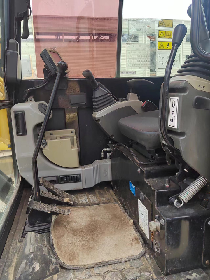CATERPILLAR 305.5E2 - Mini bager: slika 4 CATERPILLAR 305.5E2 - Mini bager: slika 4