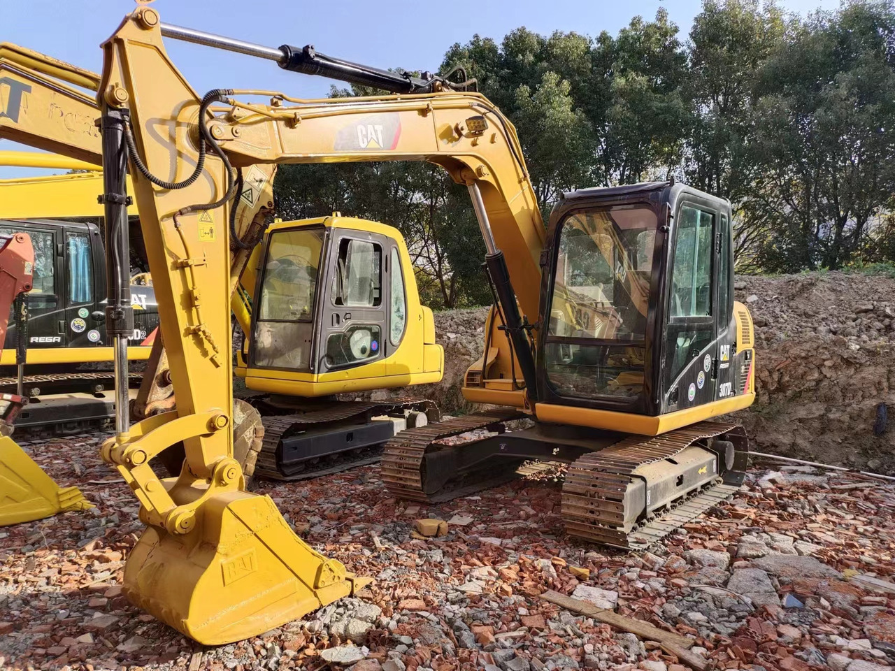 CATERPILLAR 307D - Mini bager: slika 1 CATERPILLAR 307D - Mini bager: slika 1