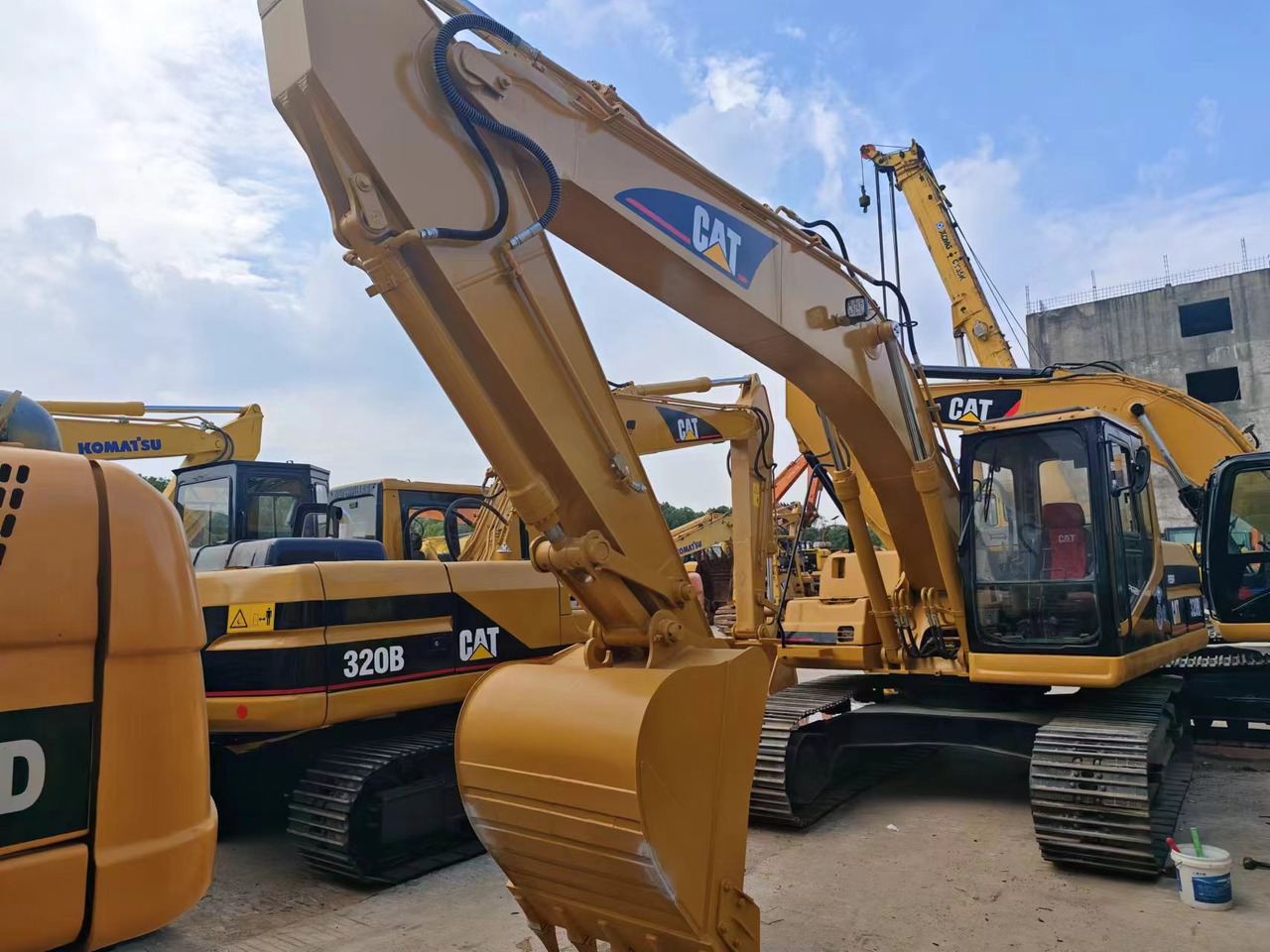 CATERPILLAR 320BL - Bager goseničar: slika 5 CATERPILLAR 320BL - Bager goseničar: slika 5