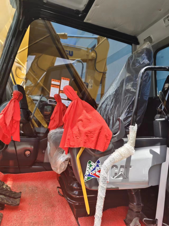 CATERPILLAR 320D - Bager goseničar: slika 4 CATERPILLAR 320D - Bager goseničar: slika 4