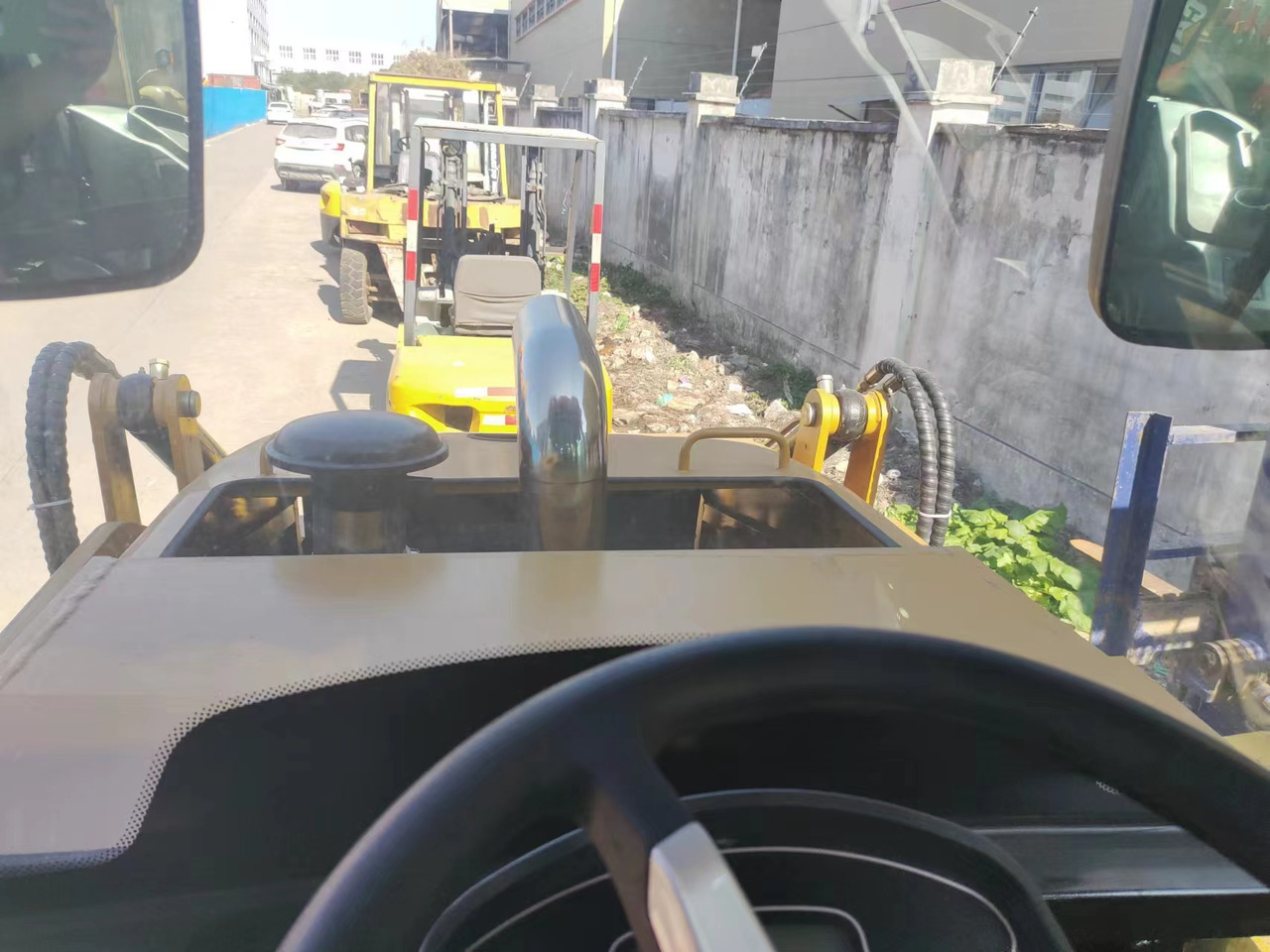CATERPILLAR 420F - Bager nakladalec: slika 4 CATERPILLAR 420F - Bager nakladalec: slika 4