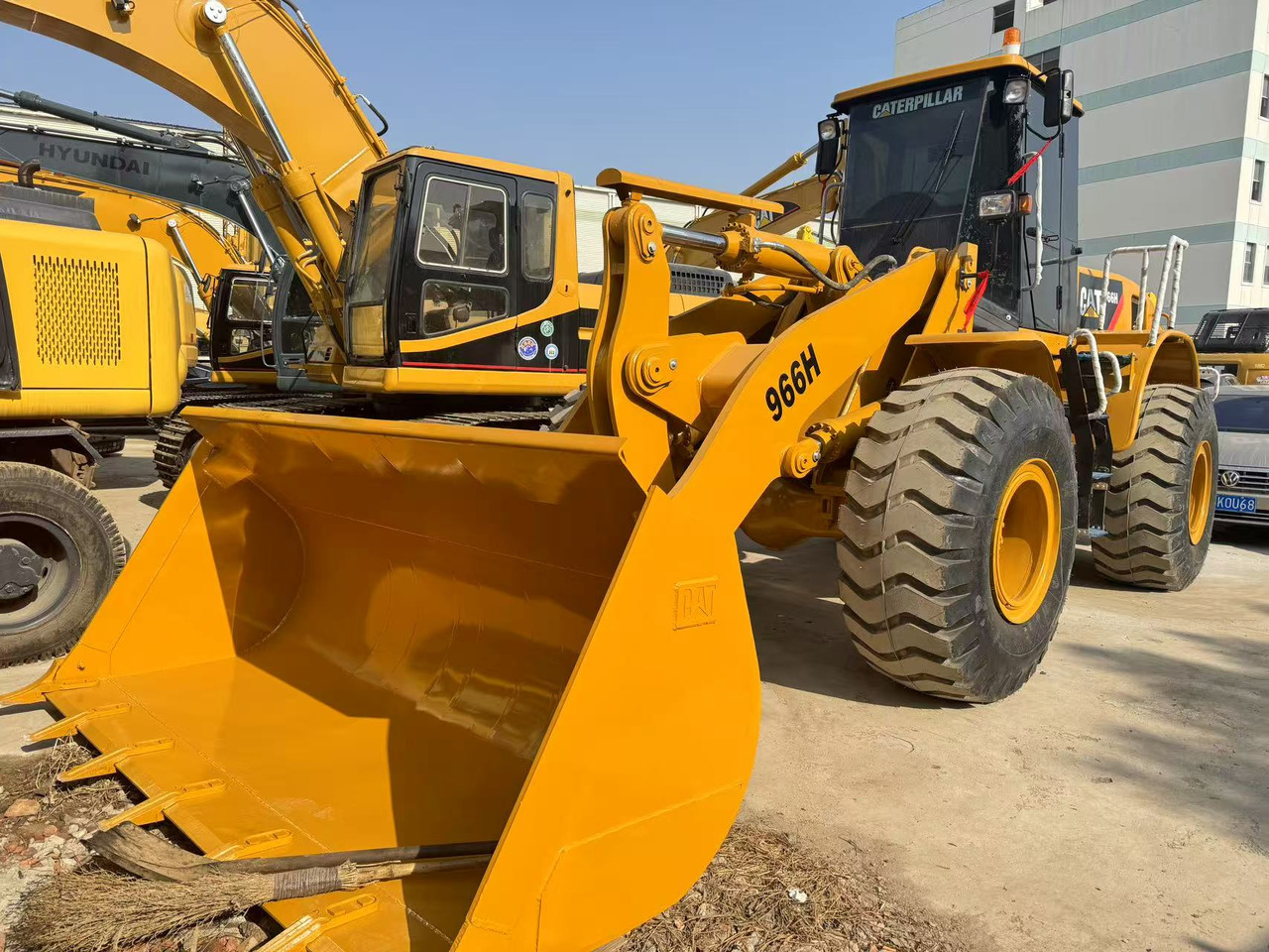 CATERPILLAR 966H - Kolesni nakladalec: slika 1 CATERPILLAR 966H - Kolesni nakladalec: slika 1