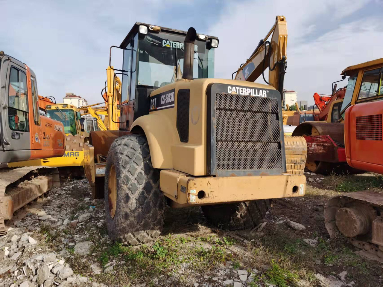 CATERPILLAR CS 583D - Kompaktor: slika 1 CATERPILLAR CS 583D - Kompaktor: slika 1