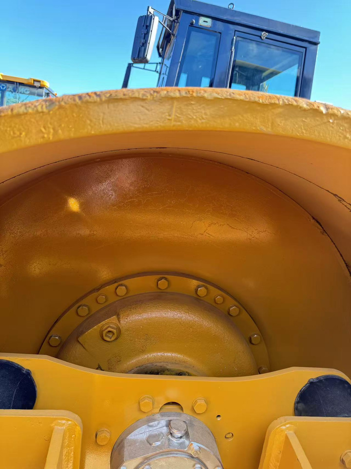 CATERPILLAR CS683E - Cestni valjar: slika 5 CATERPILLAR CS683E - Cestni valjar: slika 5