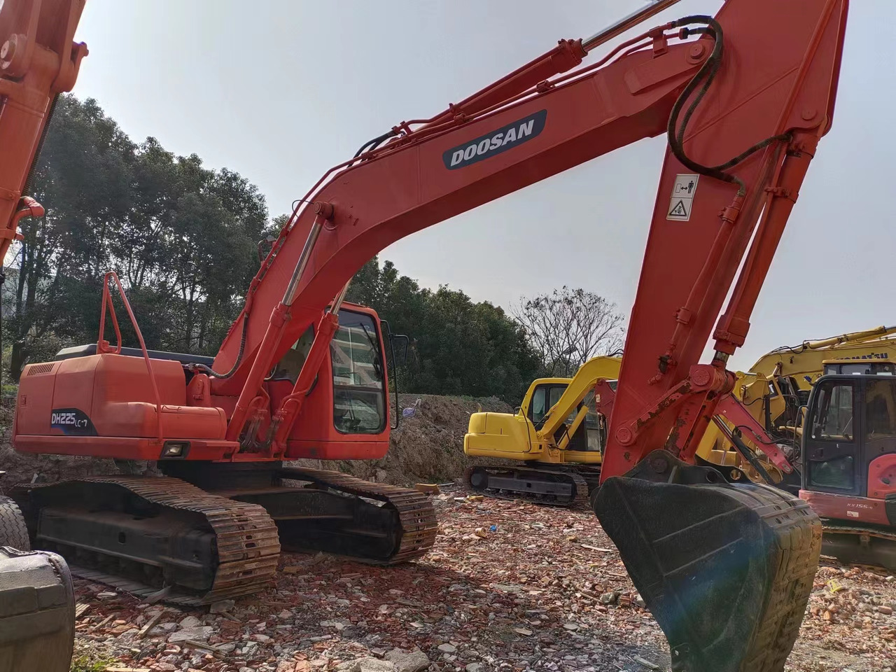 DOOSAN DH225LC-7 - Bager goseničar: slika 4 DOOSAN DH225LC-7 - Bager goseničar: slika 4