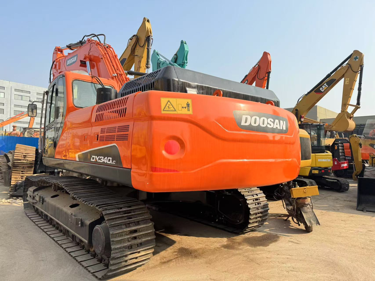 DOOSAN DX340LC - Bager goseničar: slika 1 DOOSAN DX340LC - Bager goseničar: slika 1