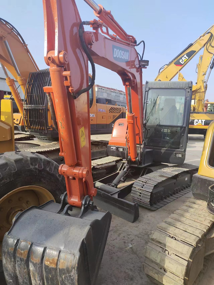 DOOSAN DX60 - Mini bager: slika 2 DOOSAN DX60 - Mini bager: slika 2