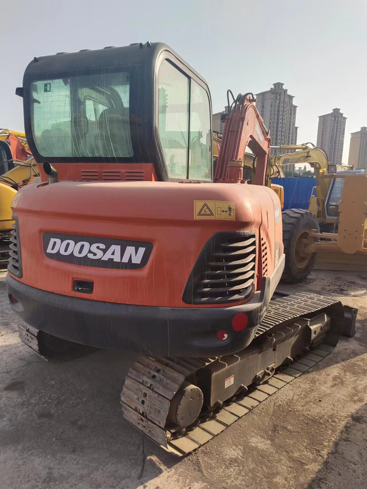 DOOSAN DX60 - Mini bager: slika 3 DOOSAN DX60 - Mini bager: slika 3
