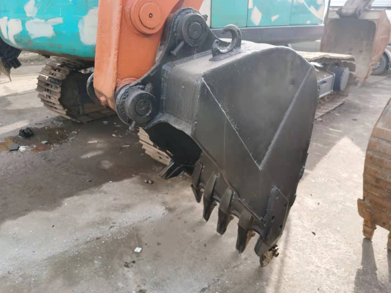 HITACHI EX120-2 - Bager goseničar: slika 4 HITACHI EX120-2 - Bager goseničar: slika 4