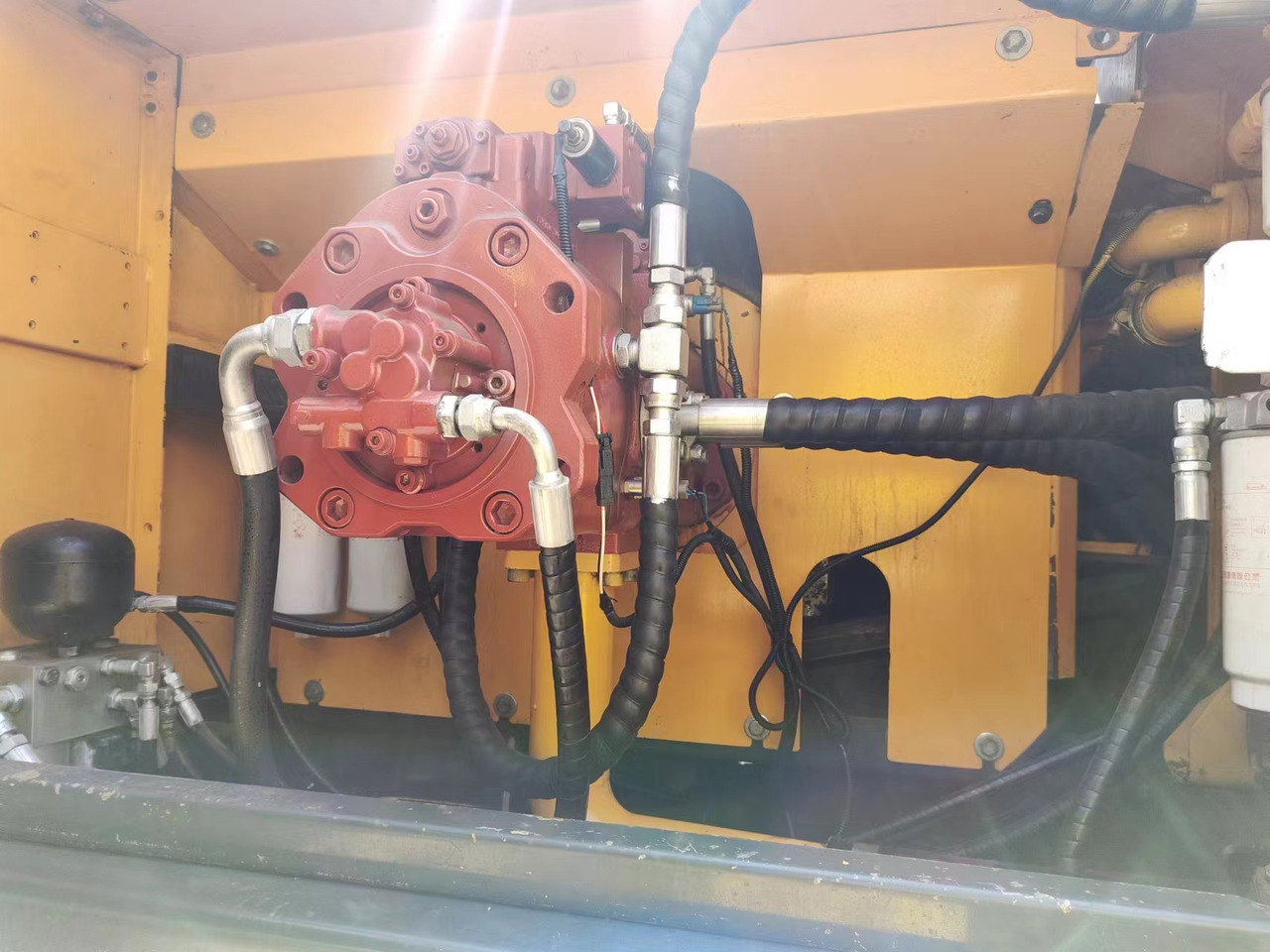 HYUNDAI R385LC-9T R305 R220 - Bager goseničar: slika 5 HYUNDAI R385LC-9T R305 R220 - Bager goseničar: slika 5