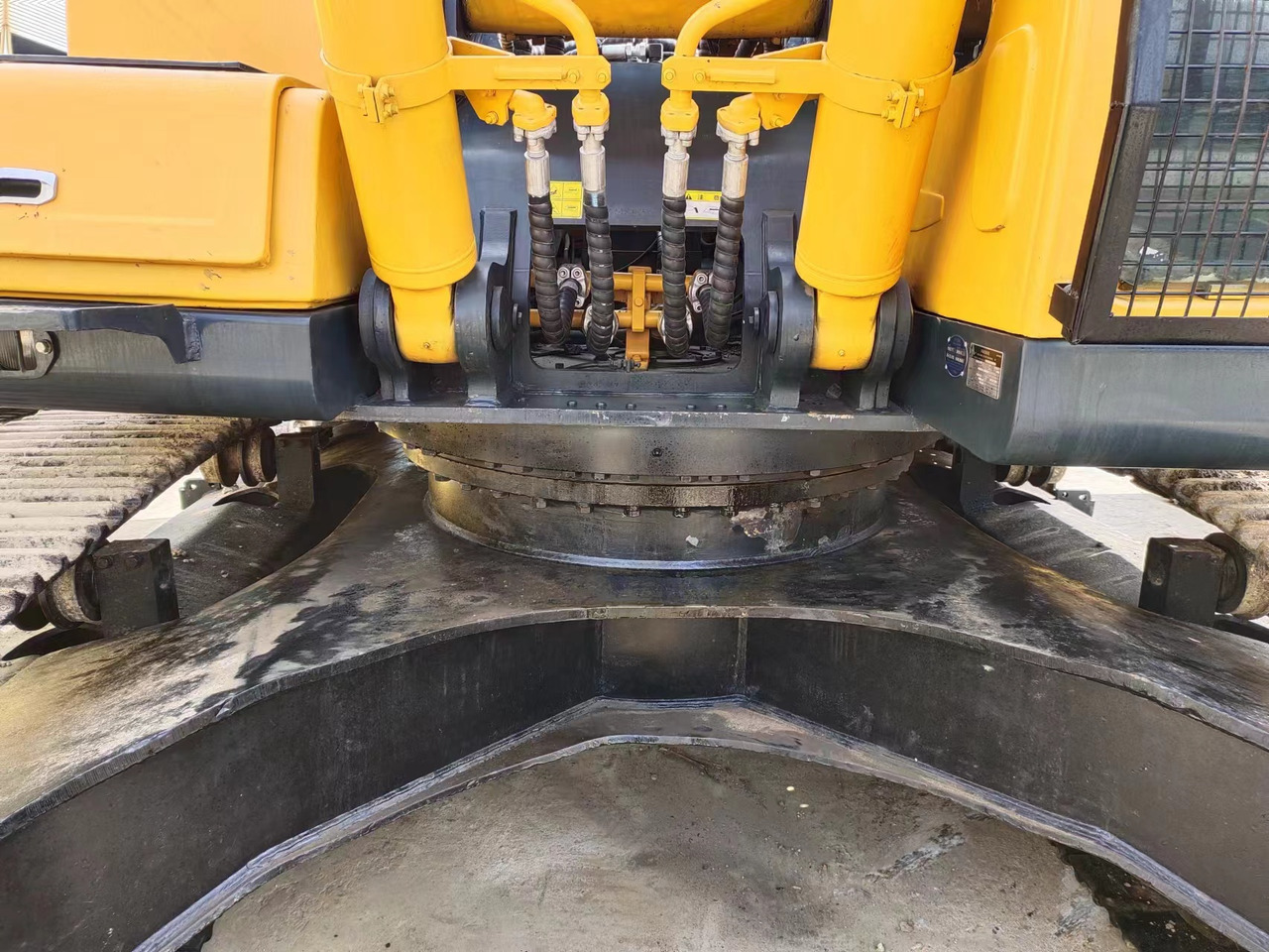 HYUNDAI R385LC-9T R305 R220 - Bager goseničar: slika 3 HYUNDAI R385LC-9T R305 R220 - Bager goseničar: slika 3