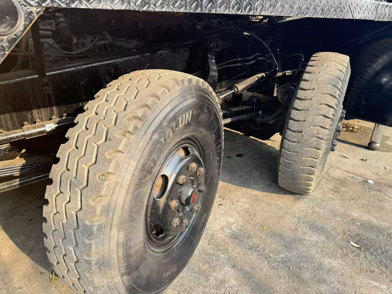 KATO NK400E - Avtodvigalo: slika 5 KATO NK400E - Avtodvigalo: slika 5