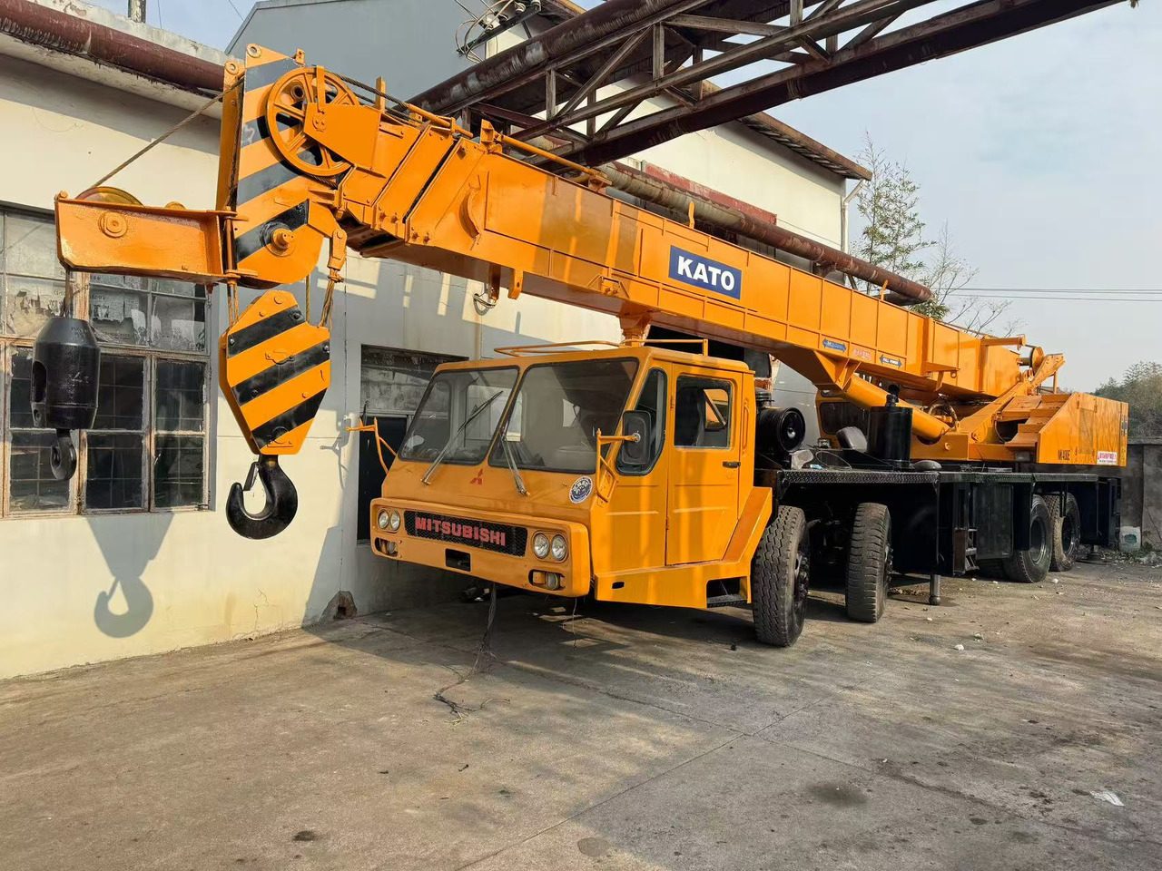 KATO NK400E - Avtodvigalo: slika 1 KATO NK400E - Avtodvigalo: slika 1