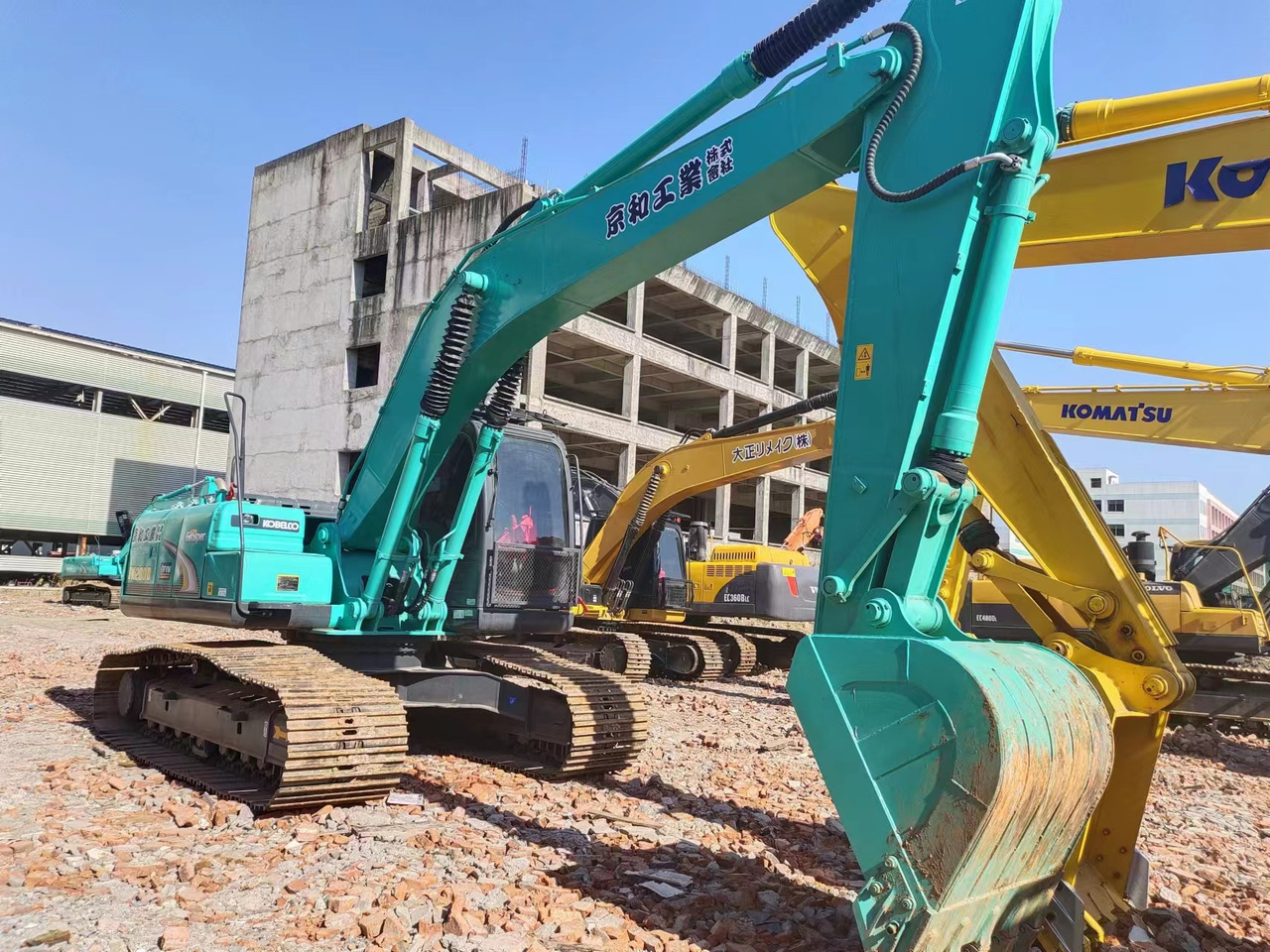KOBELCO SK200D - Bager goseničar: slika 5 KOBELCO SK200D - Bager goseničar: slika 5