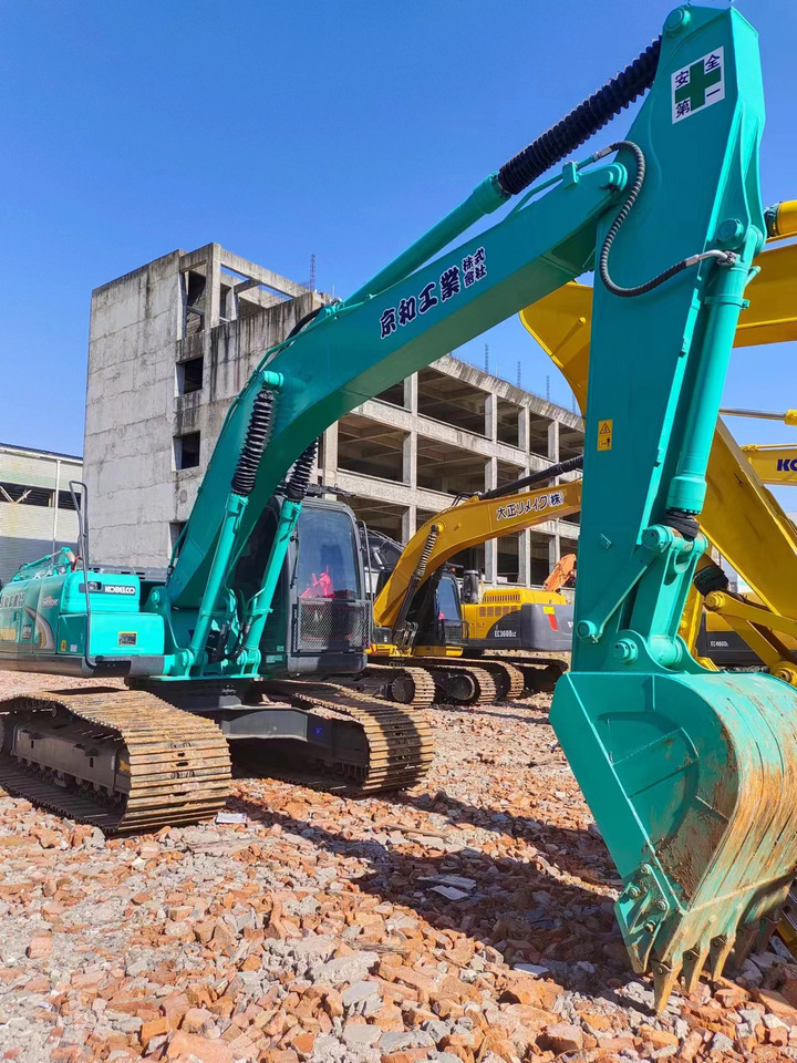 KOBELCO SK200D - Bager goseničar: slika 2 KOBELCO SK200D - Bager goseničar: slika 2