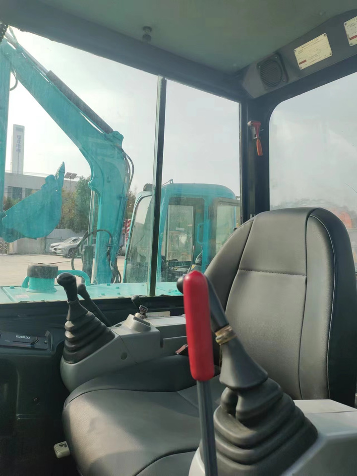 KOBELCO SK60-8 - Mini bager: slika 4 KOBELCO SK60-8 - Mini bager: slika 4