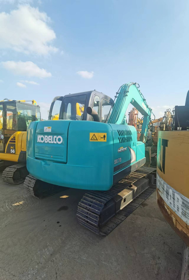 KOBELCO SK75 - Mini bager: slika 5 KOBELCO SK75 - Mini bager: slika 5