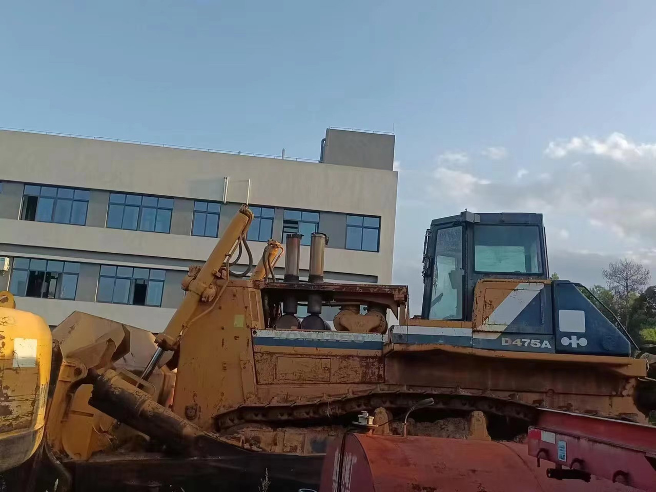 KOMATSU D475 - Buldožer: slika 3 KOMATSU D475 - Buldožer: slika 3