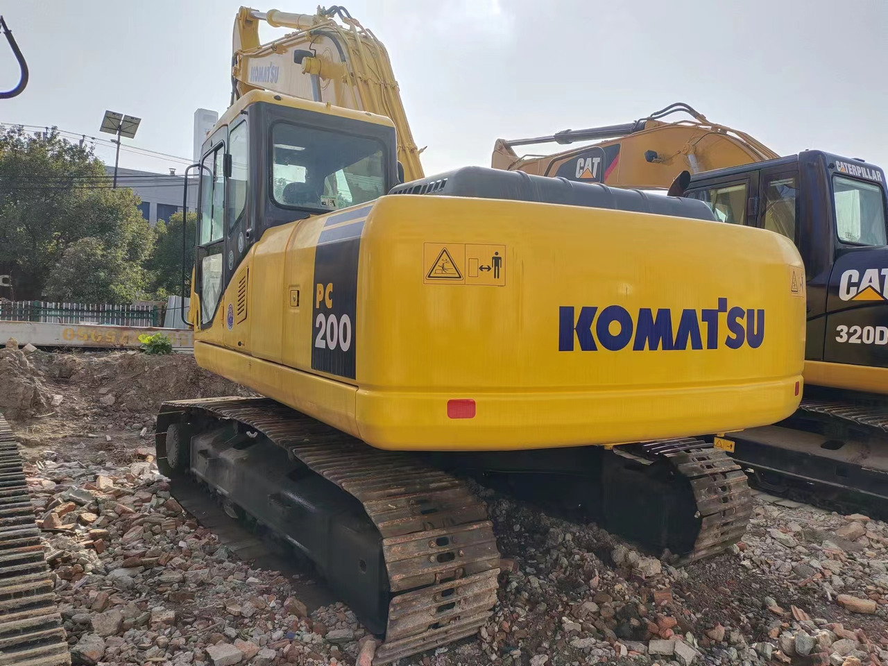 KOMATSU PC200-7 - Bager goseničar: slika 1 KOMATSU PC200-7 - Bager goseničar: slika 1