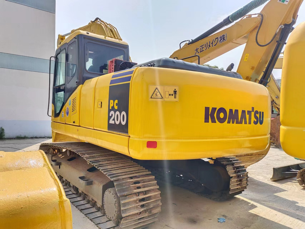 KOMATSU PC200-7 - Bager goseničar: slika 2 KOMATSU PC200-7 - Bager goseničar: slika 2