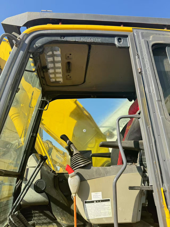 KOMATSU PC200-8 - Bager goseničar: slika 4 KOMATSU PC200-8 - Bager goseničar: slika 4