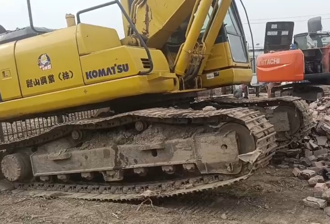 KOMATSU PC200-8N1 - Bager goseničar: slika 2 KOMATSU PC200-8N1 - Bager goseničar: slika 2