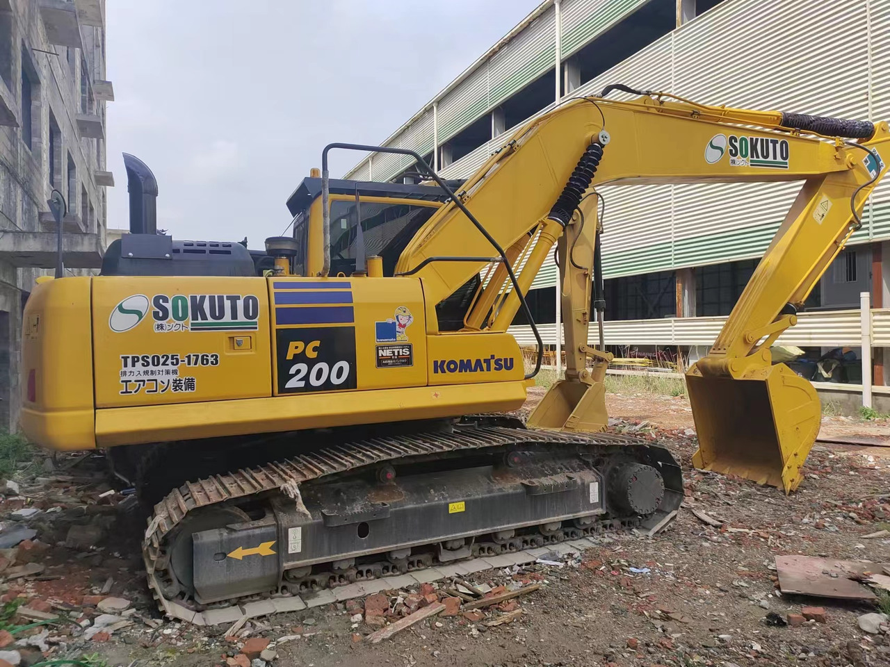 KOMATSU PC200-8N1 - Bager goseničar: slika 1 KOMATSU PC200-8N1 - Bager goseničar: slika 1