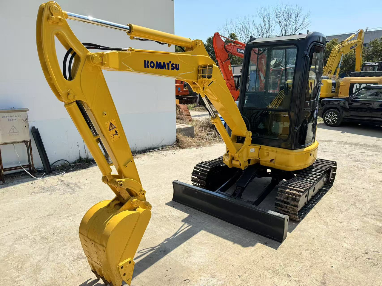 KOMATSU PC35MR - Mini bager: slika 2 KOMATSU PC35MR - Mini bager: slika 2