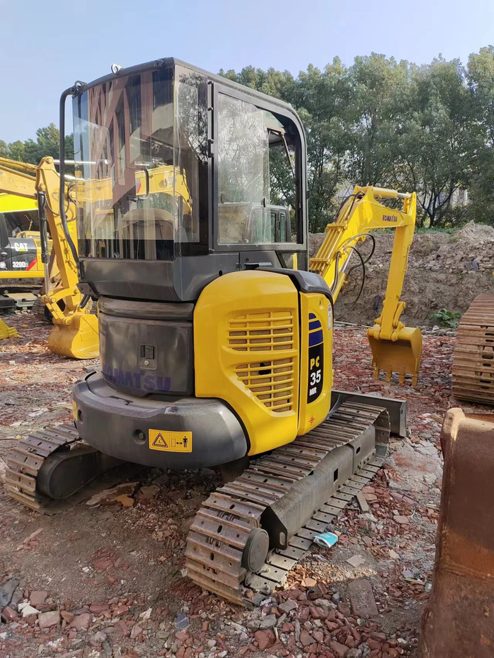 KOMATSU PC35MR PC40 PC45 PC50 PC55 PC60 - Mini bager: slika 1 KOMATSU PC35MR PC40 PC45 PC50 PC55 PC60 - Mini bager: slika 1