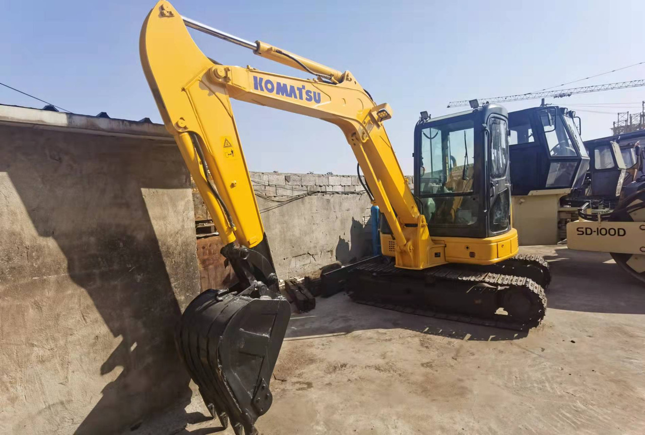 KOMATSU PC55MR-2 - Mini bager: slika 1 KOMATSU PC55MR-2 - Mini bager: slika 1