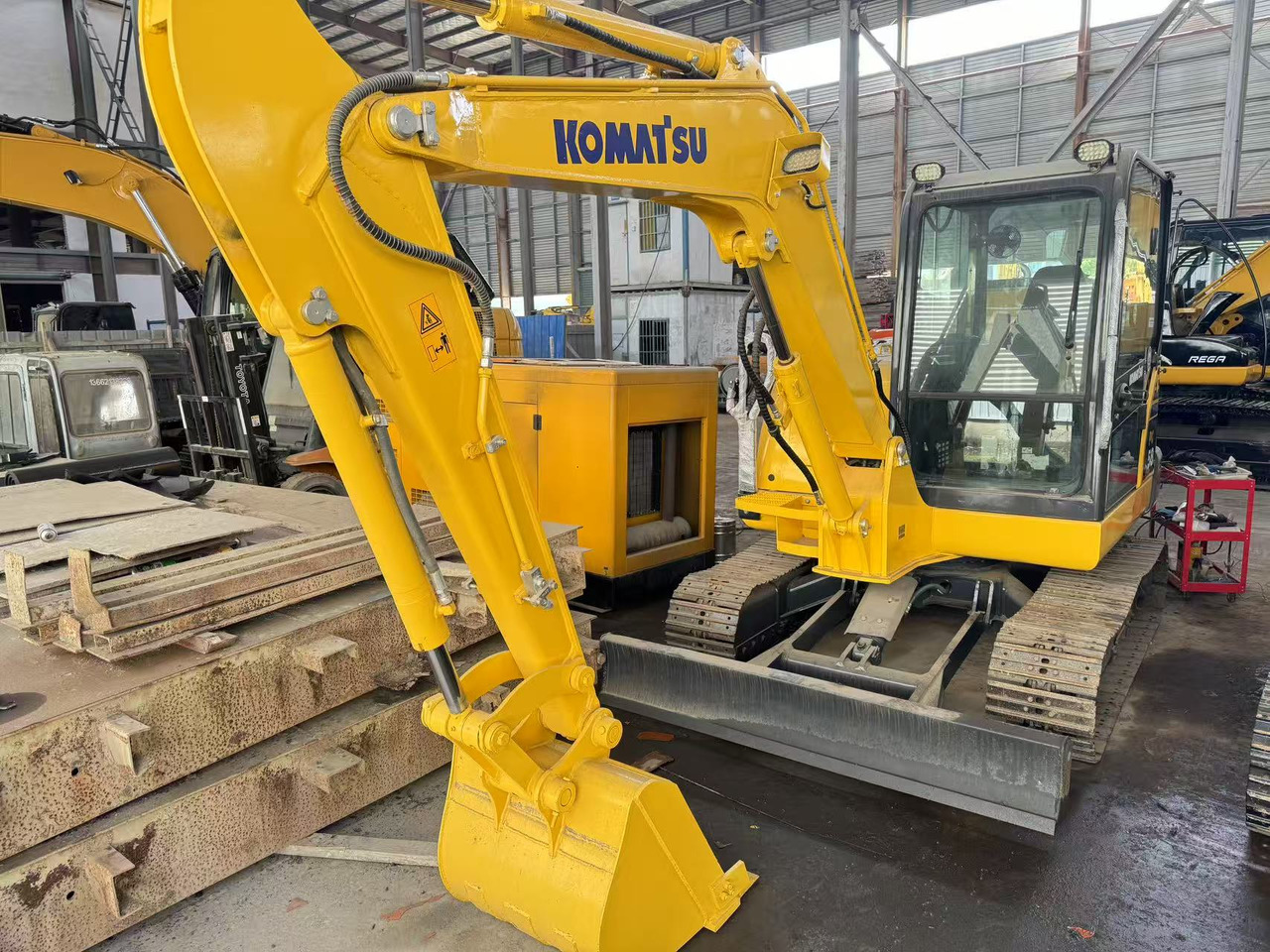 KOMATSU PC58 PC35 PC45 PC55 PC56 PC60 - Mini bager: slika 5 KOMATSU PC58 PC35 PC45 PC55 PC56 PC60 - Mini bager: slika 5