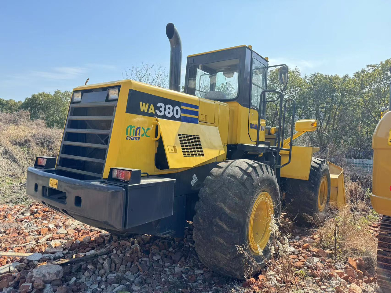 KOMATSU WA380 - Kolesni nakladalec: slika 3 KOMATSU WA380 - Kolesni nakladalec: slika 3