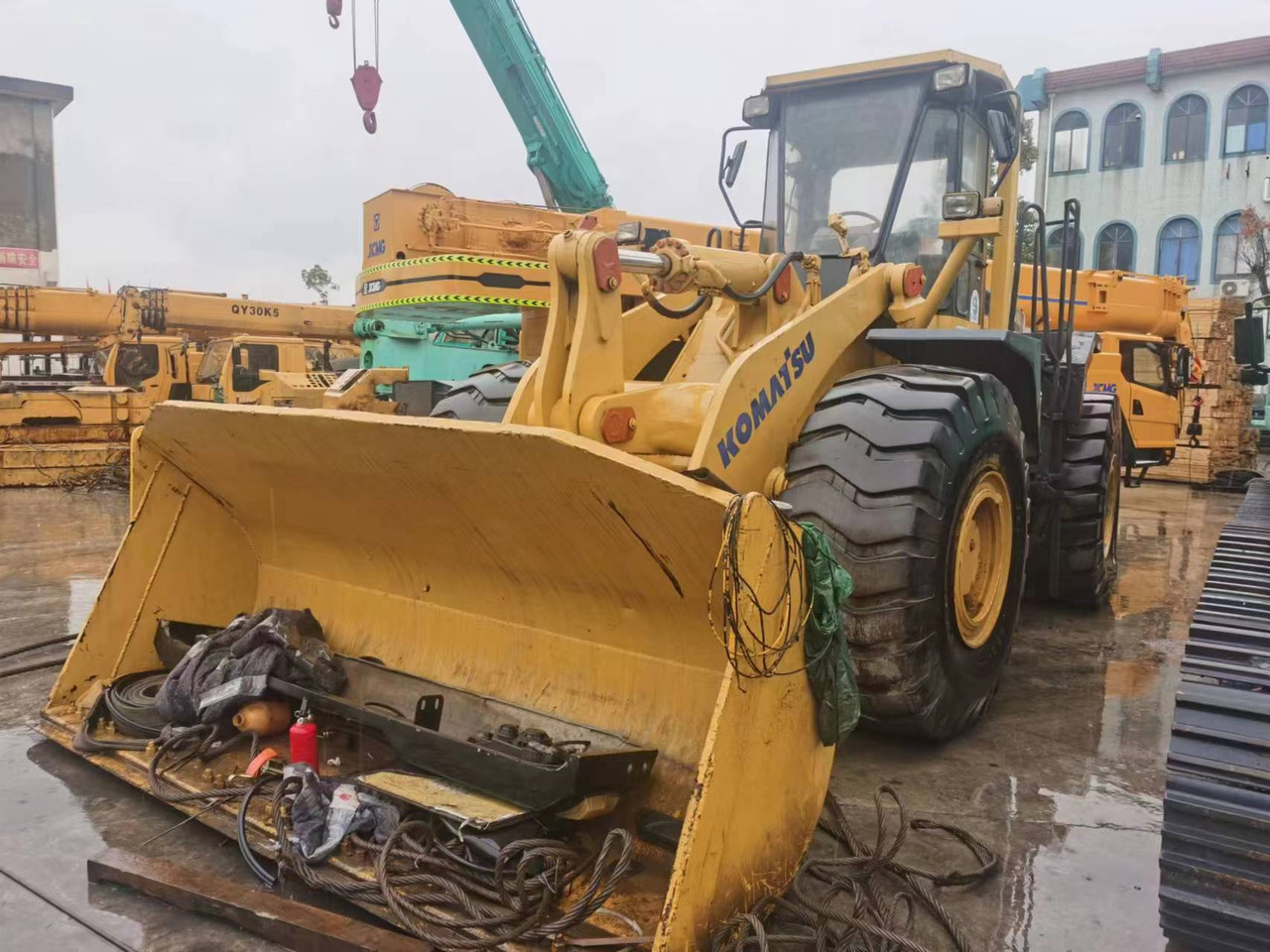 KOMATSU WA470 - Kolesni nakladalec: slika 1 KOMATSU WA470 - Kolesni nakladalec: slika 1