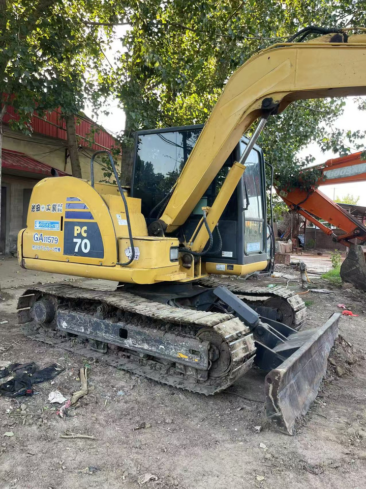 KOMATSU pc70-8 - Mini bager: slika 1 KOMATSU pc70-8 - Mini bager: slika 1
