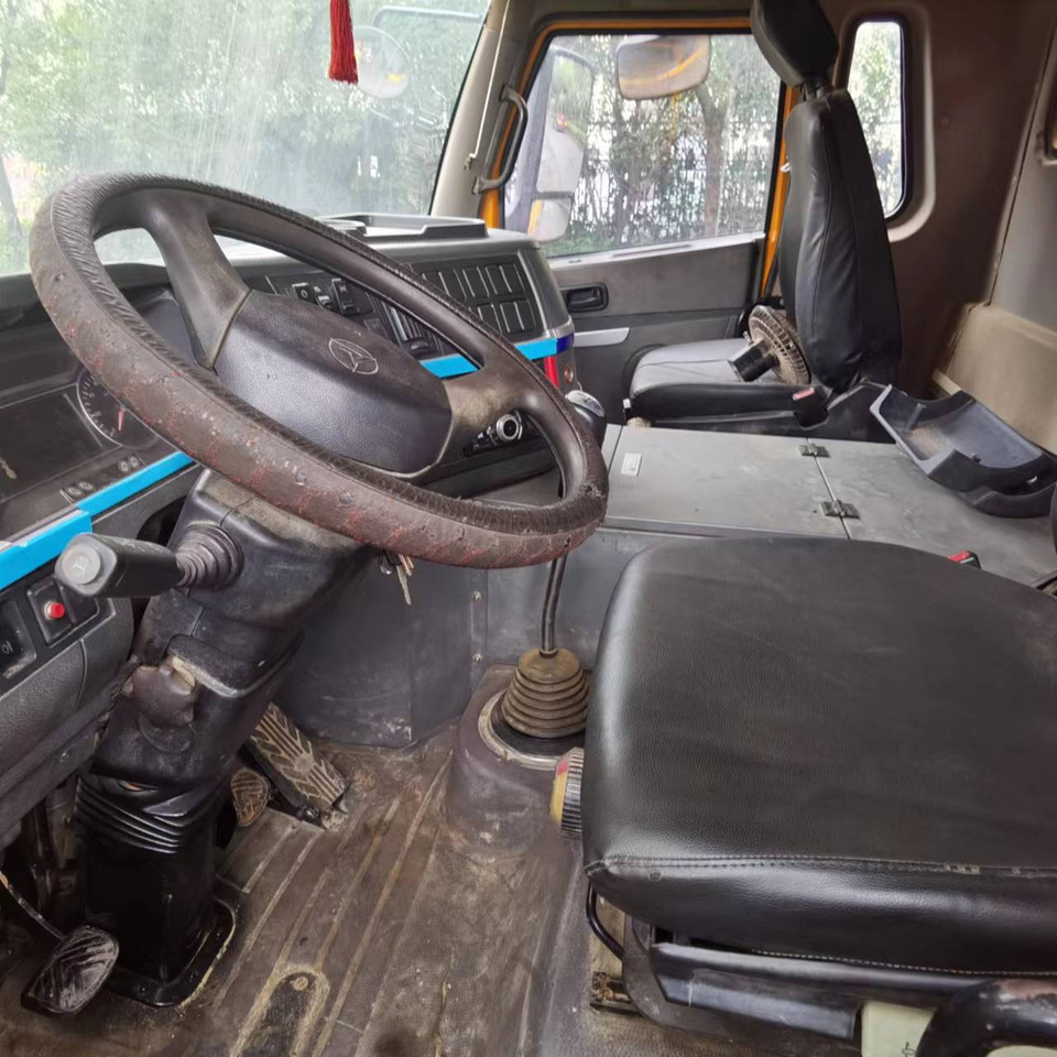 SANY STC250 - Avtodvigalo: slika 4 SANY STC250 - Avtodvigalo: slika 4