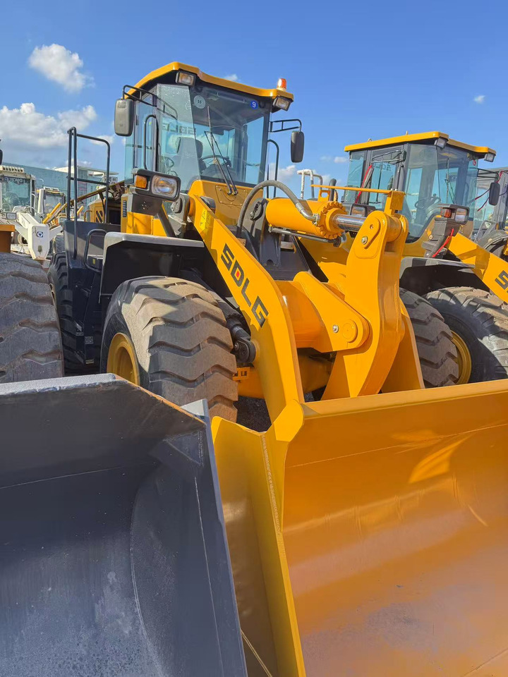 SDLG LG958F - Kolesni nakladalec: slika 1 SDLG LG958F - Kolesni nakladalec: slika 1