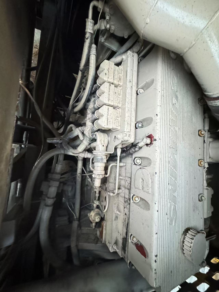 Avtodvigalo XCMG QY100K: slika 6