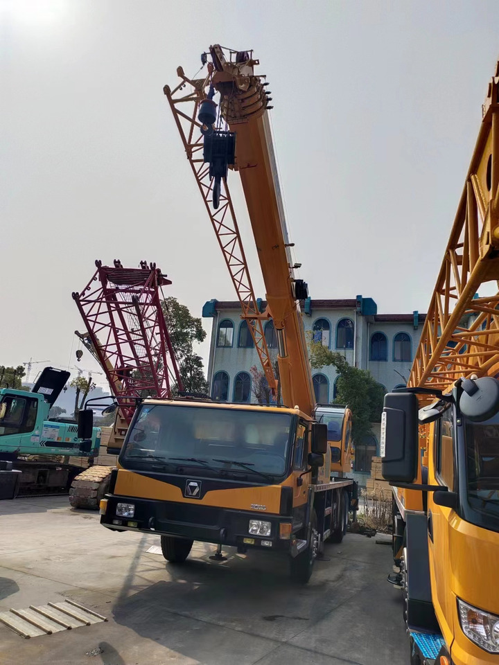 XCMG QY25K - Avtodvigalo: slika 3 XCMG QY25K - Avtodvigalo: slika 3