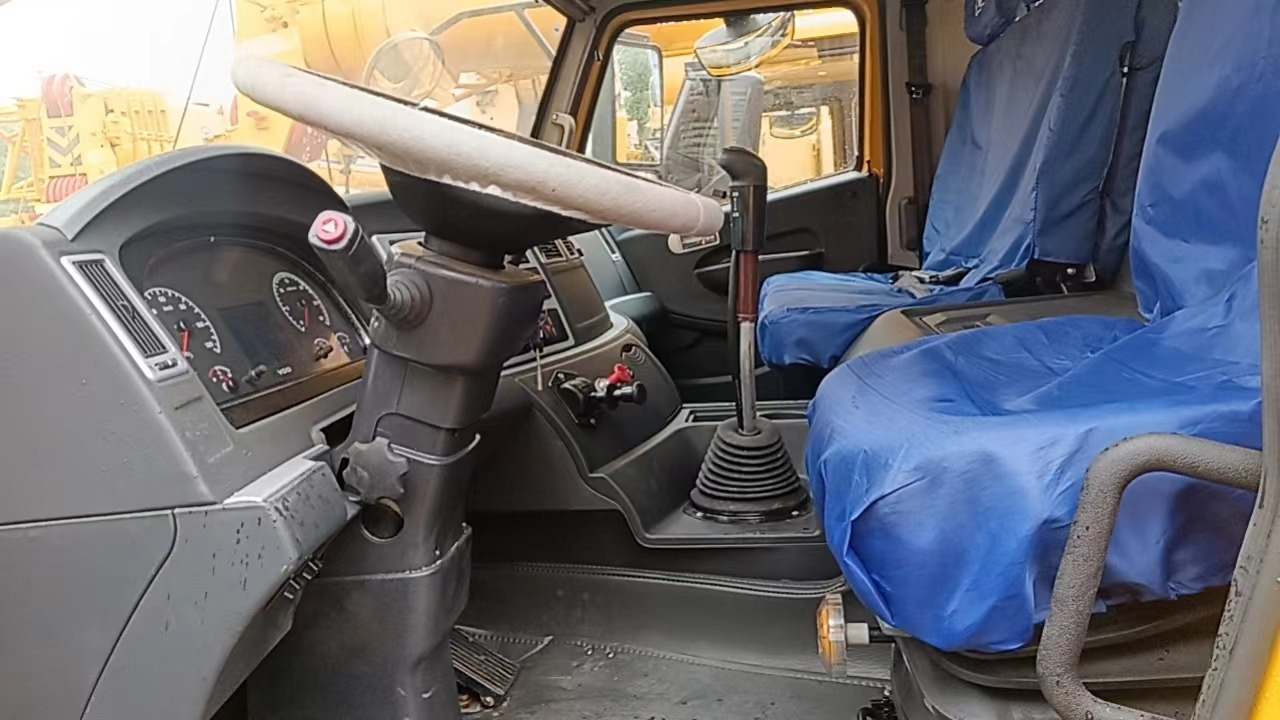 XCMG QY55K QY50K QY70K QY100K original XCMG made in China - Avtodvigalo: slika 5 XCMG QY55K QY50K QY70K QY100K original XCMG made in China - Avtodvigalo: slika 5