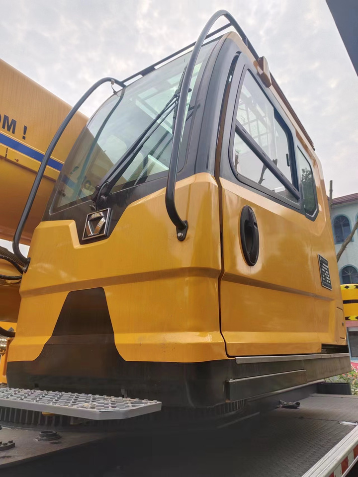 XCMG QY70K - Avtodvigalo: slika 3 XCMG QY70K - Avtodvigalo: slika 3