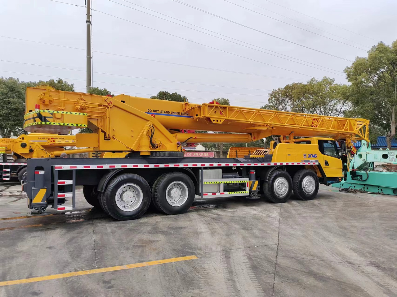 XCMG QY75KC QY75K truck crane 75tons - Avtodvigalo: slika 1 XCMG QY75KC QY75K truck crane 75tons - Avtodvigalo: slika 1