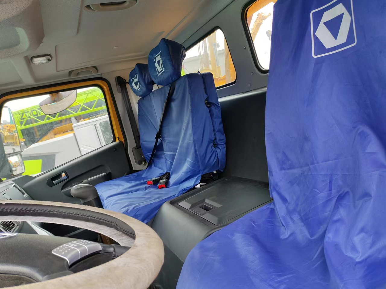 XCMG QY75KC QY75K truck crane 75tons - Avtodvigalo: slika 5 XCMG QY75KC QY75K truck crane 75tons - Avtodvigalo: slika 5