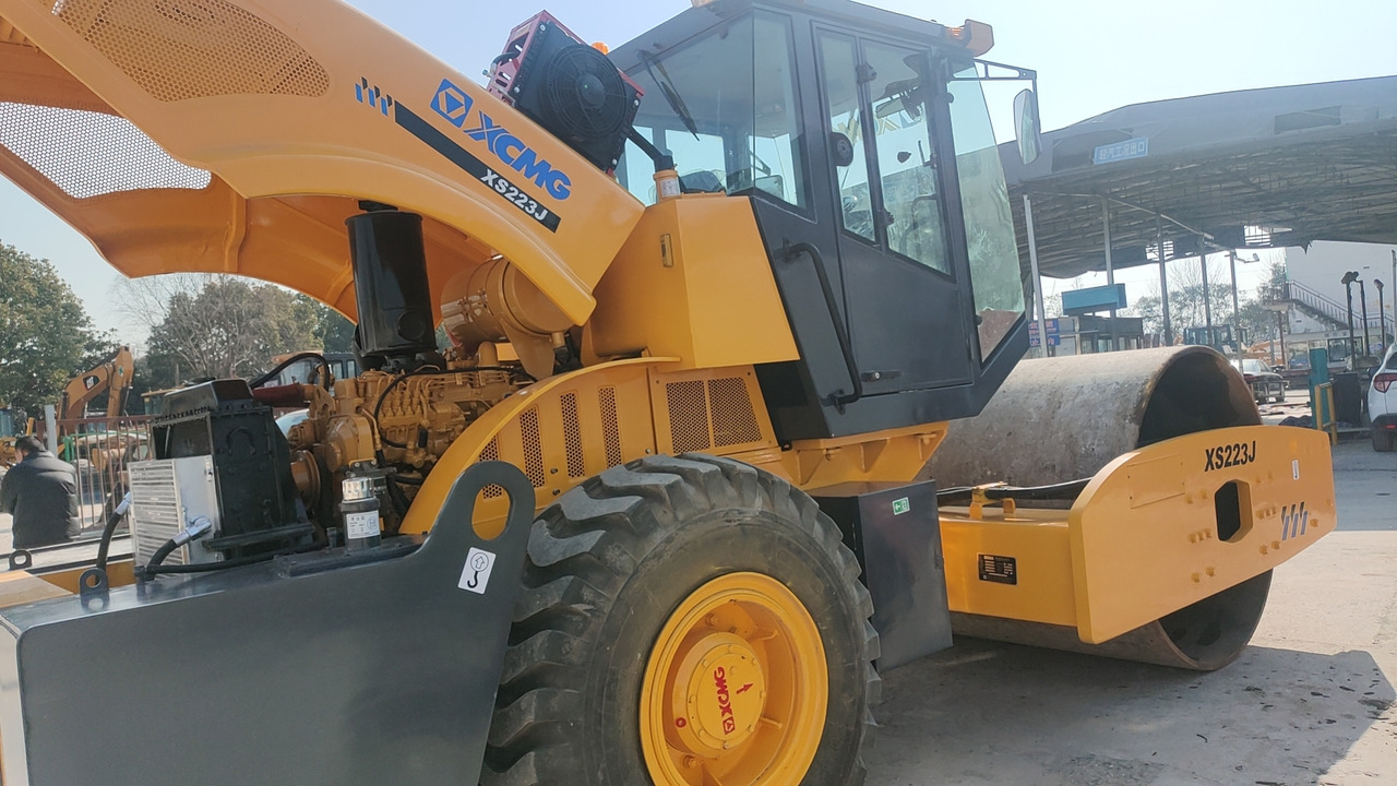 XCMG XS223J - Cestni valjar: slika 2 XCMG XS223J - Cestni valjar: slika 2