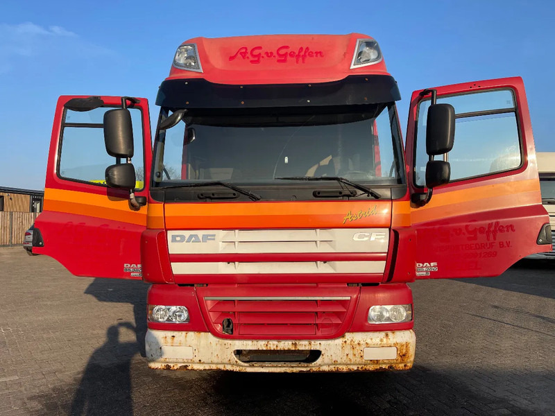 DAF CF 85 Tractor unit - Vlačilec: slika 2 DAF CF 85 Tractor unit - Vlačilec: slika 2